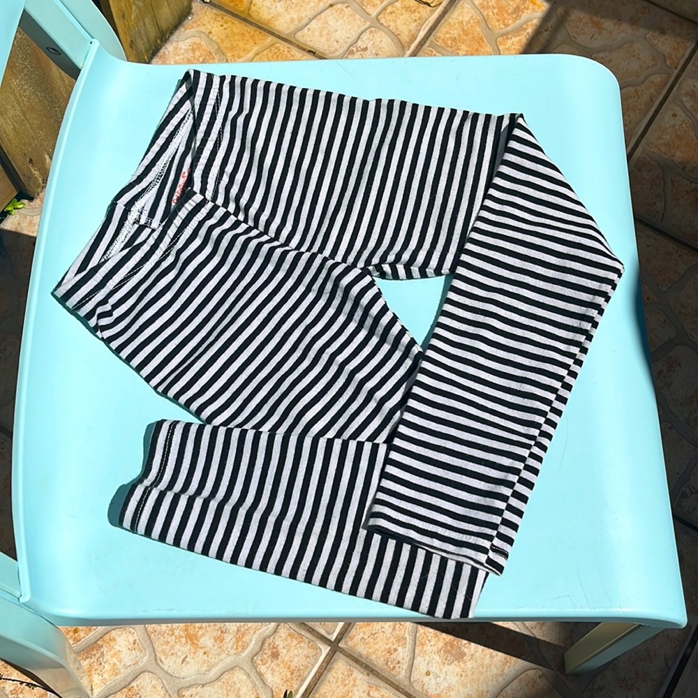 Leggings in good conditions size 5T